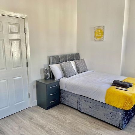 Cheerful 1 Bed Apartment Cardiff City Centre - Penarth Rd Quarto foto