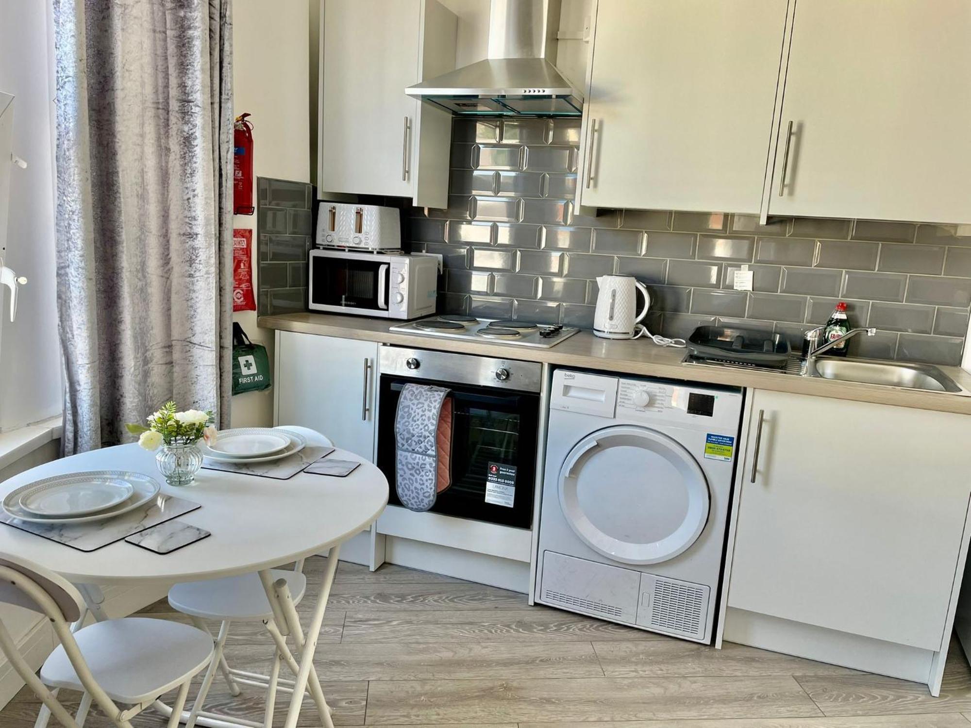 Cheerful 1 Bed Apartment Cardiff City Centre - Penarth Rd Exterior foto