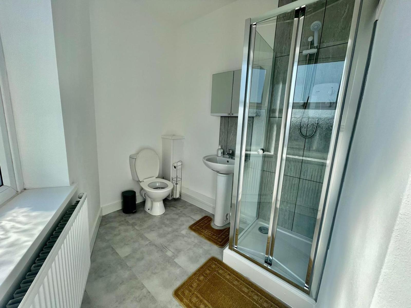 Cheerful 1 Bed Apartment Cardiff City Centre - Penarth Rd Quarto foto