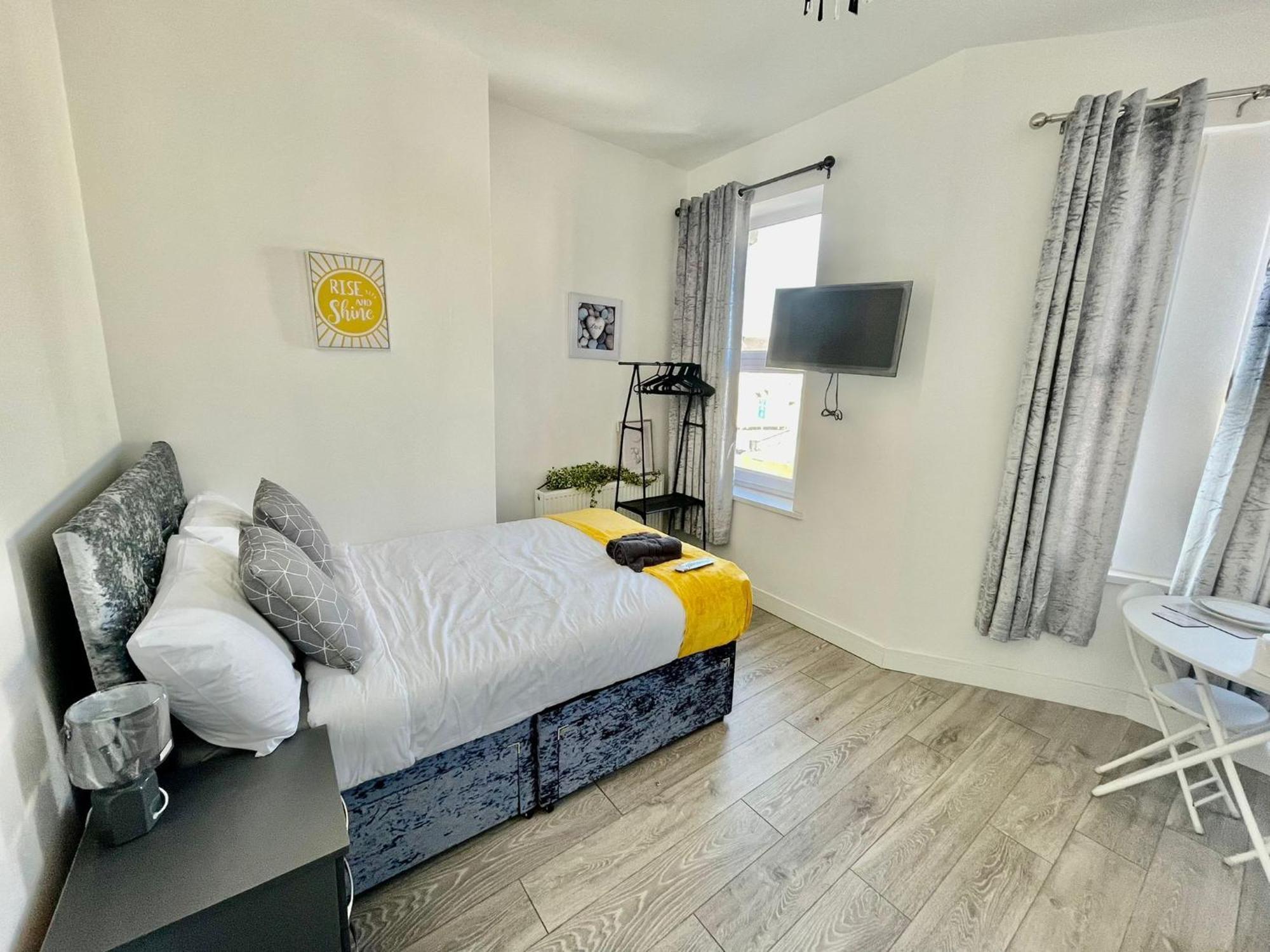 Cheerful 1 Bed Apartment Cardiff City Centre - Penarth Rd Quarto foto